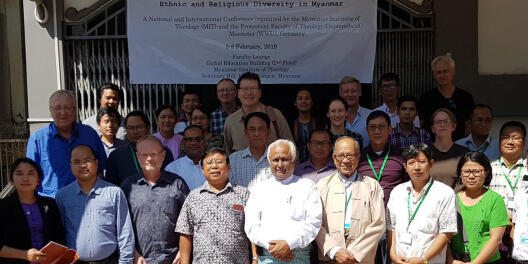 Teilnehmer der Tagung zum Thema „Ethnische und religiöse Vielfalt in Myanmar“