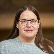 Dr. Nadine Hoffschröer