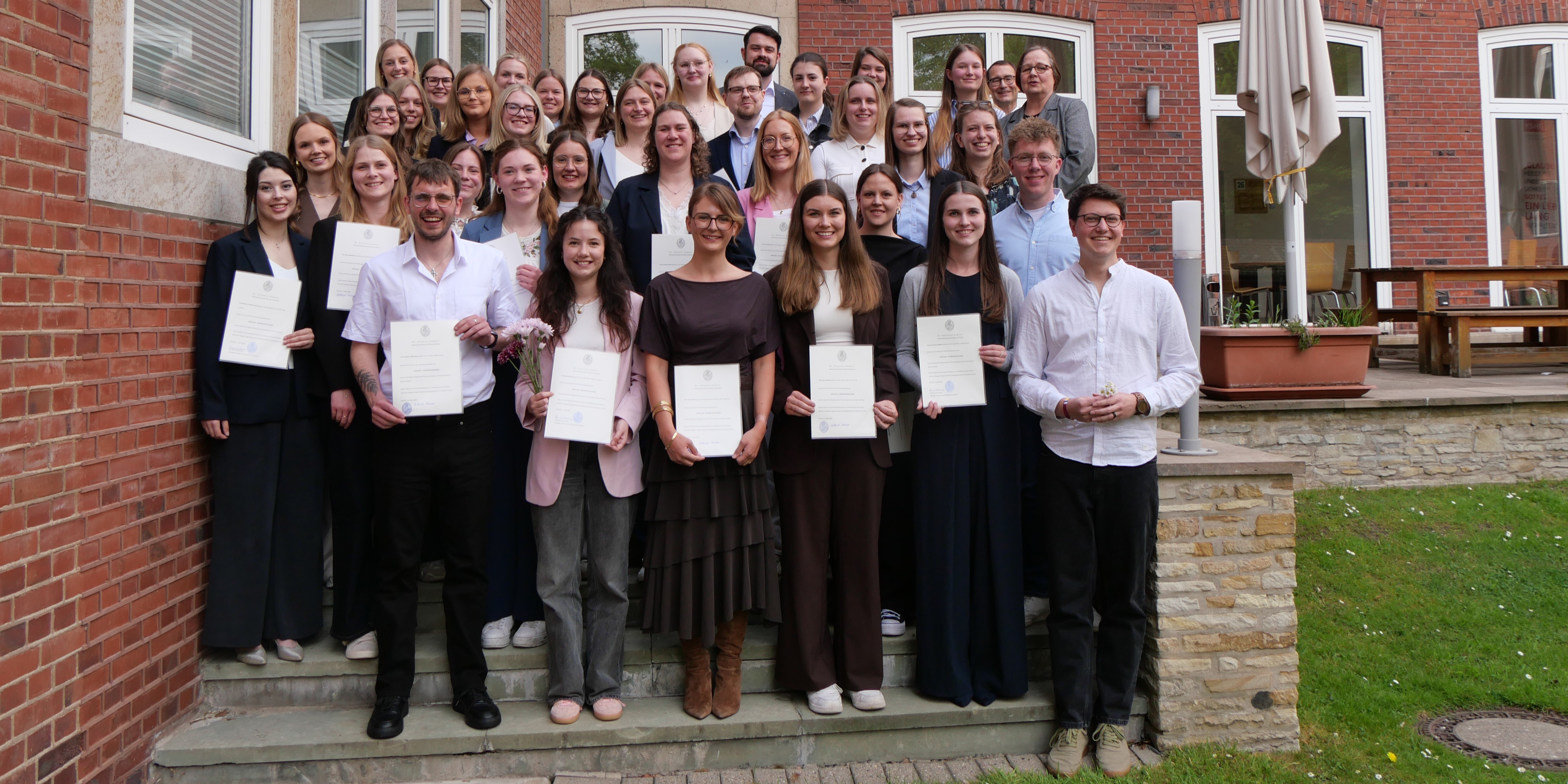 Absolventinnen beim Actus Academicus