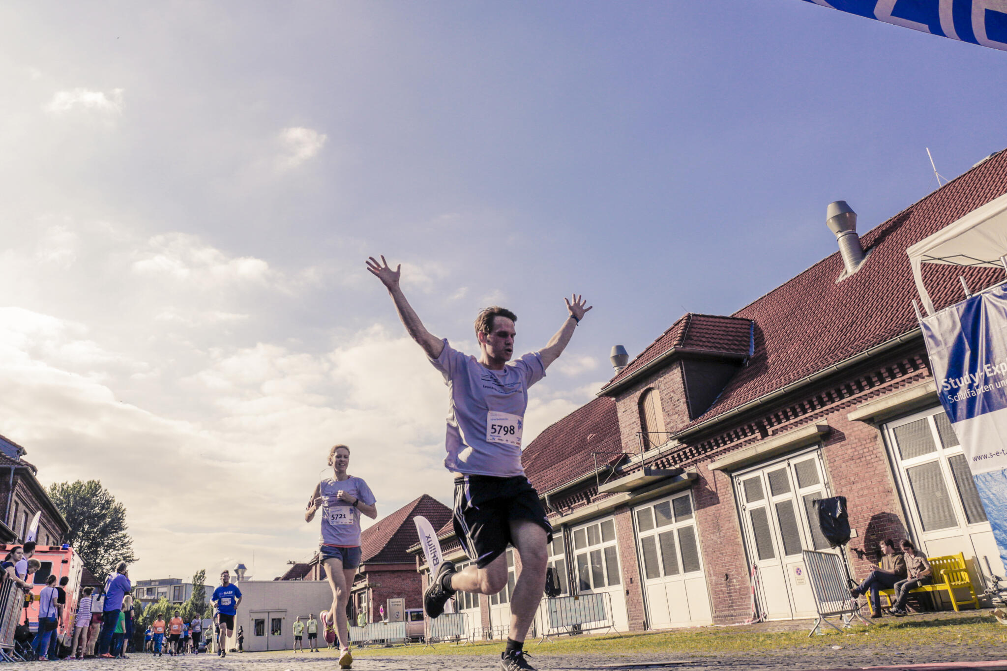 Hochschulsport Münster LeonardoCampusRun 2016 Wärmer