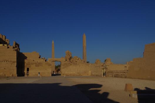 Der Cachette-Hof im Tempel von Karnak 