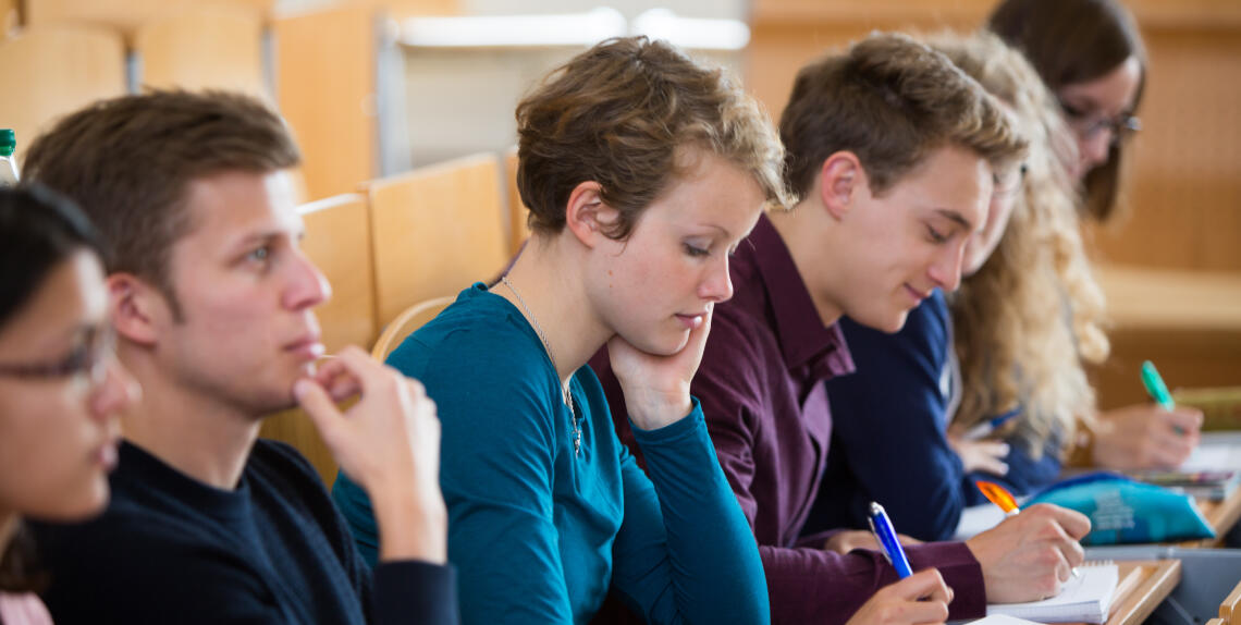 Institut Für Politikwissenschaft