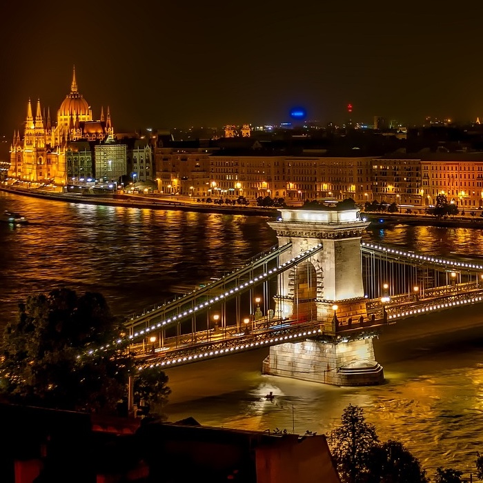 Skyline Budapest bei Nacht