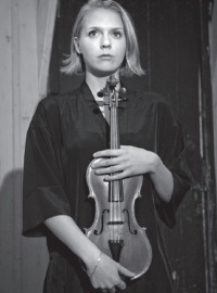 Ylva Larsdotter