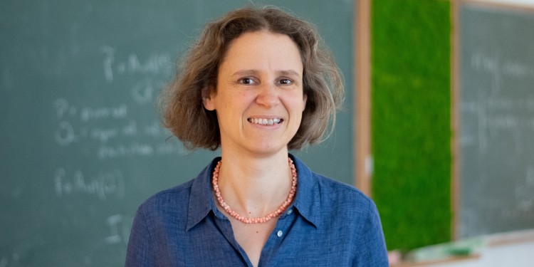 Prof.in Eva Viehmann (Mathematik)